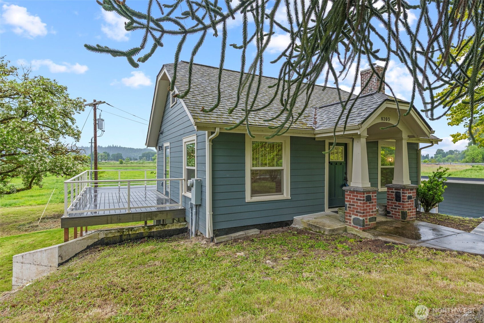 main property photo 39