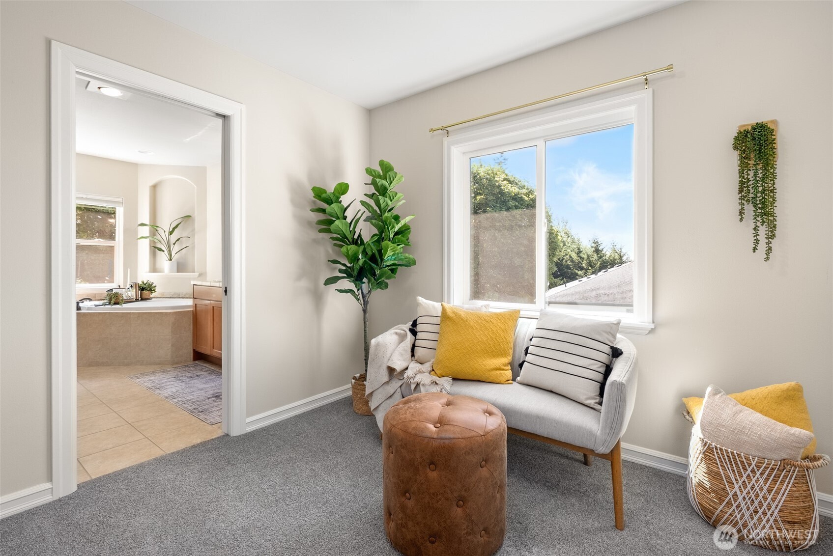 property viewer photo 14