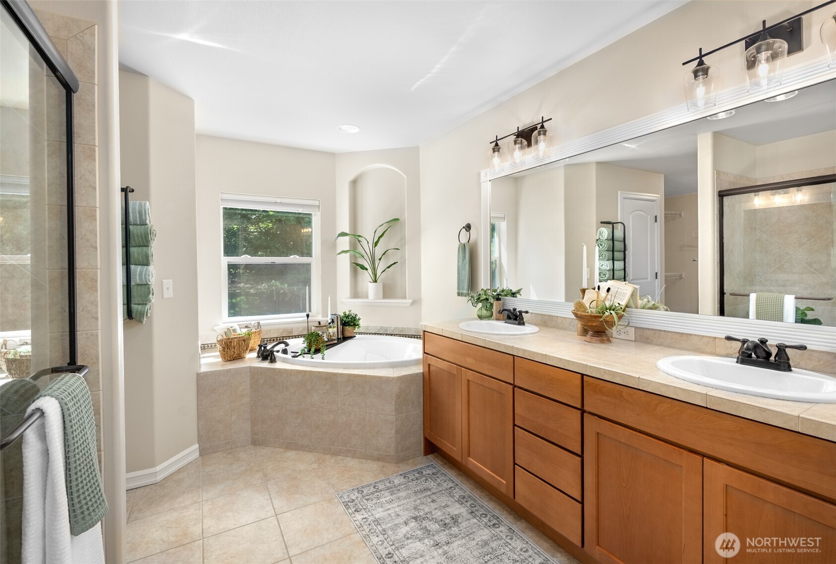 property viewer photo 15