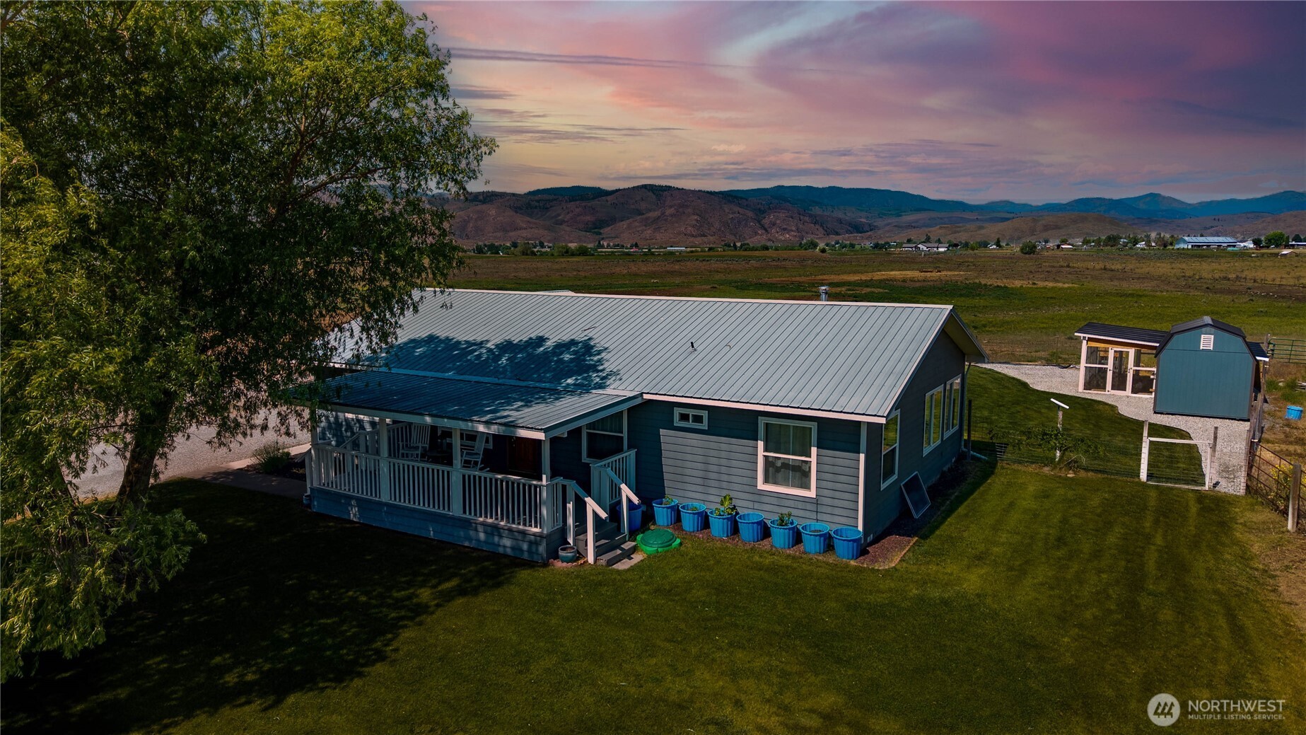 main property photo 6