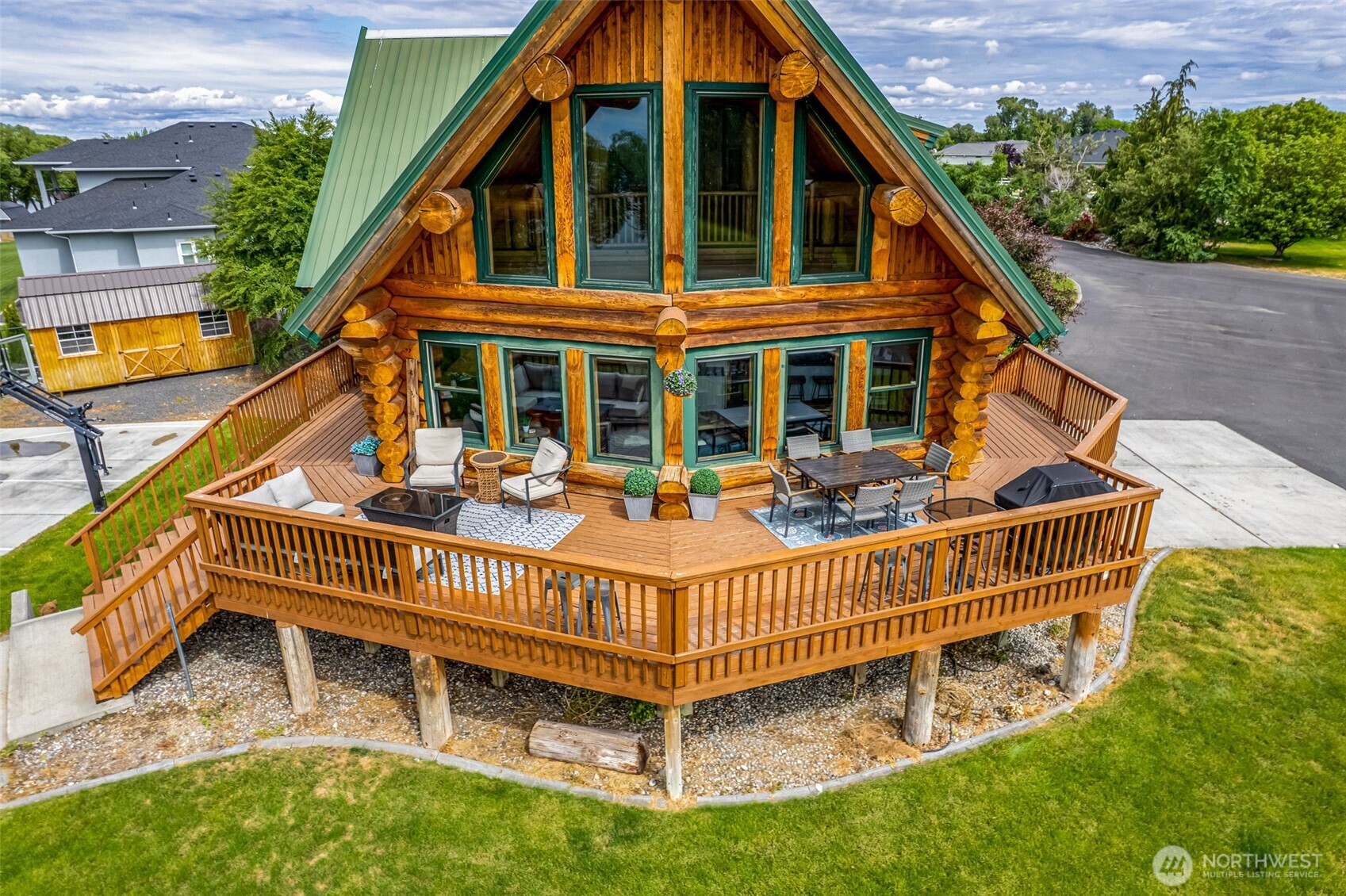 main property photo 33
