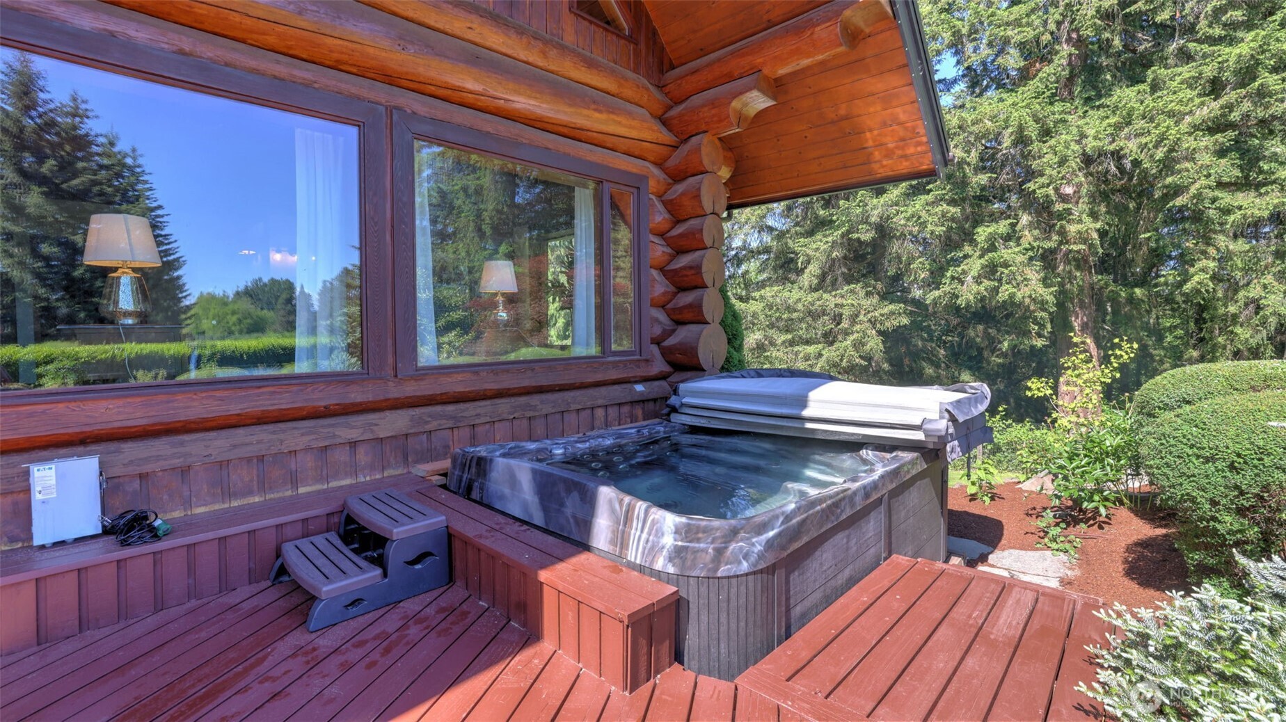 main property photo 28
