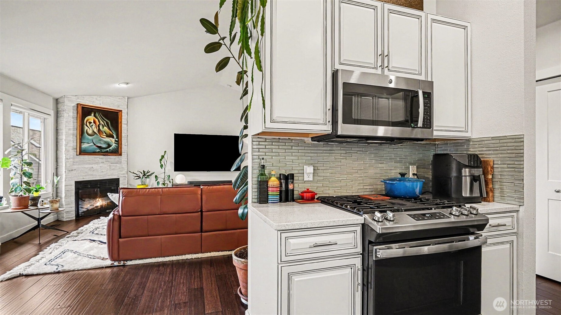 property viewer photo 13