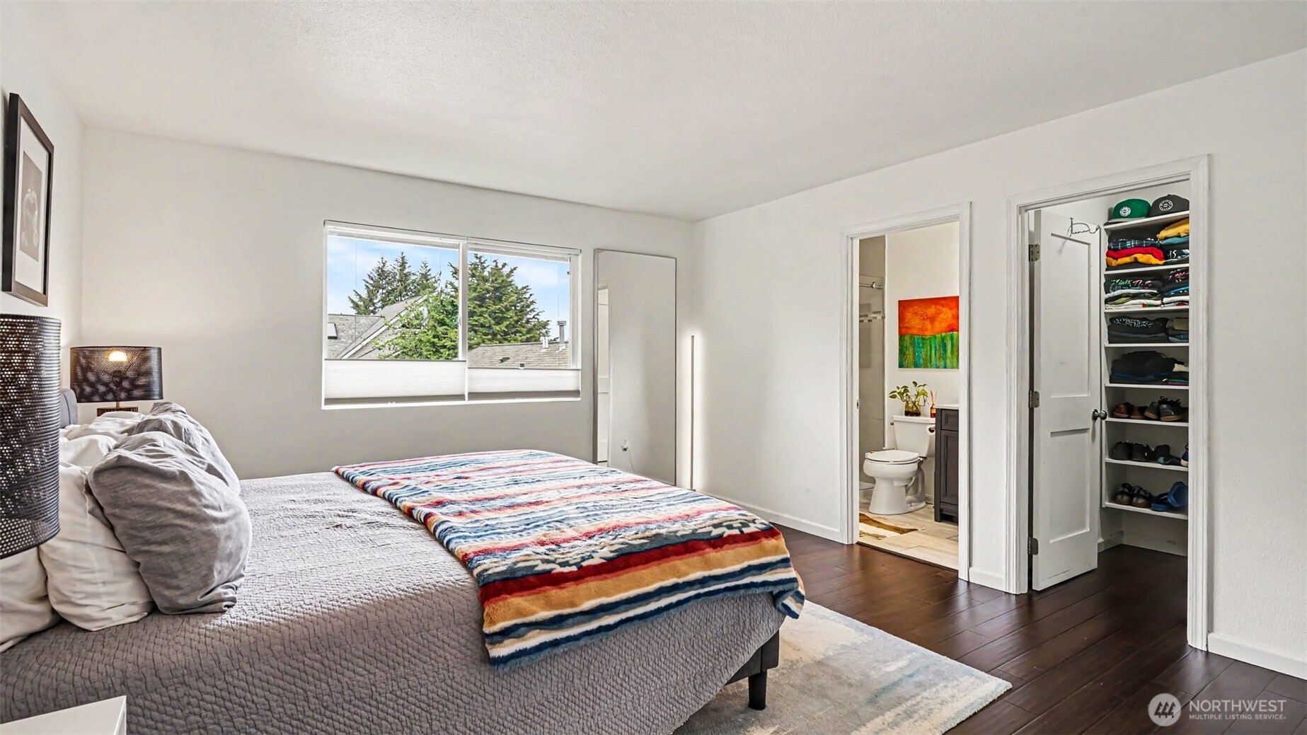 property viewer photo 19