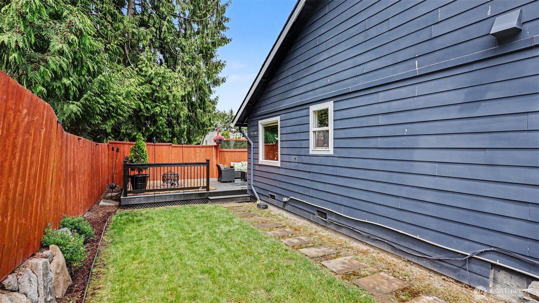 property viewer photo 30