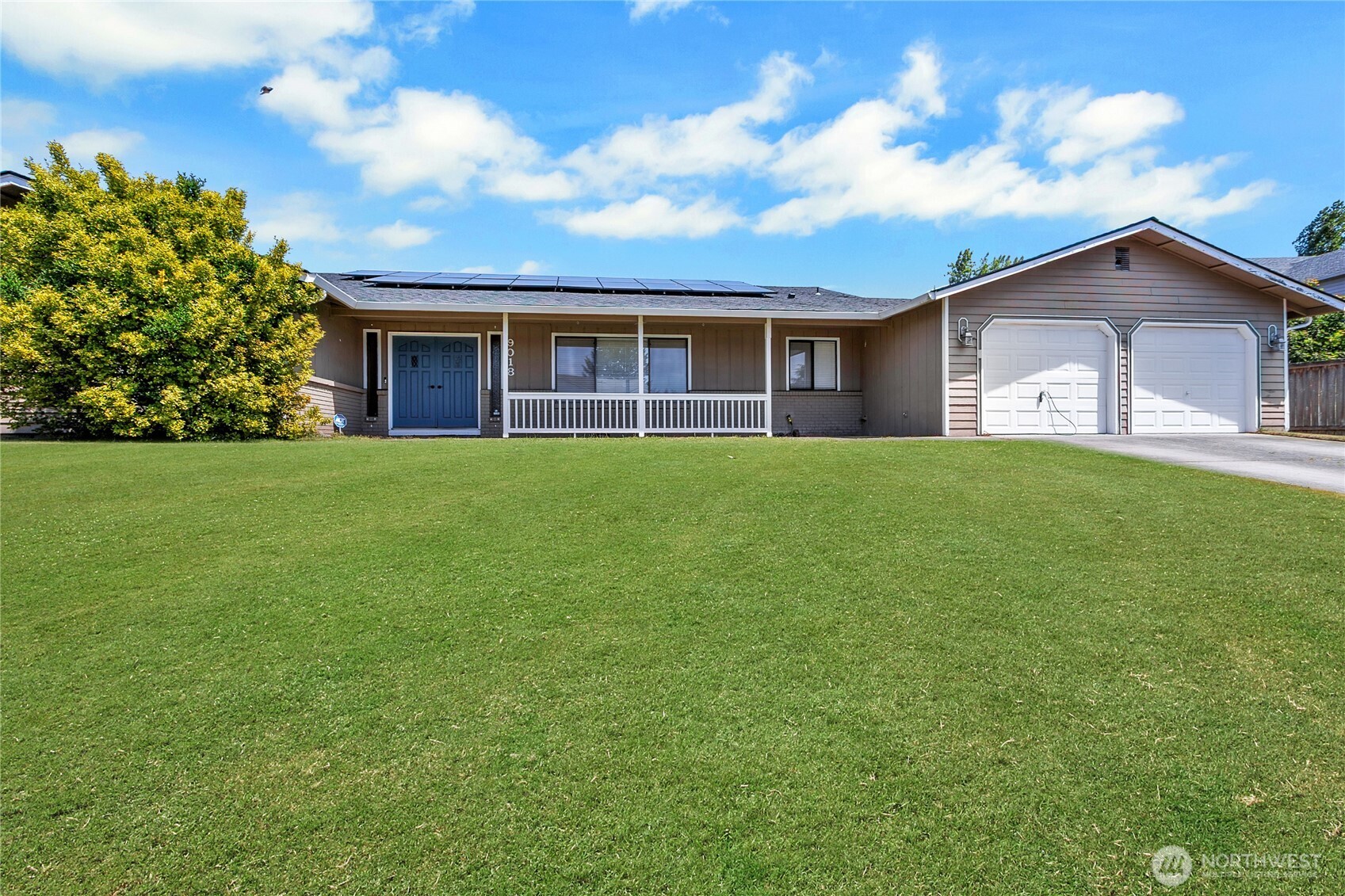 main property photo 0