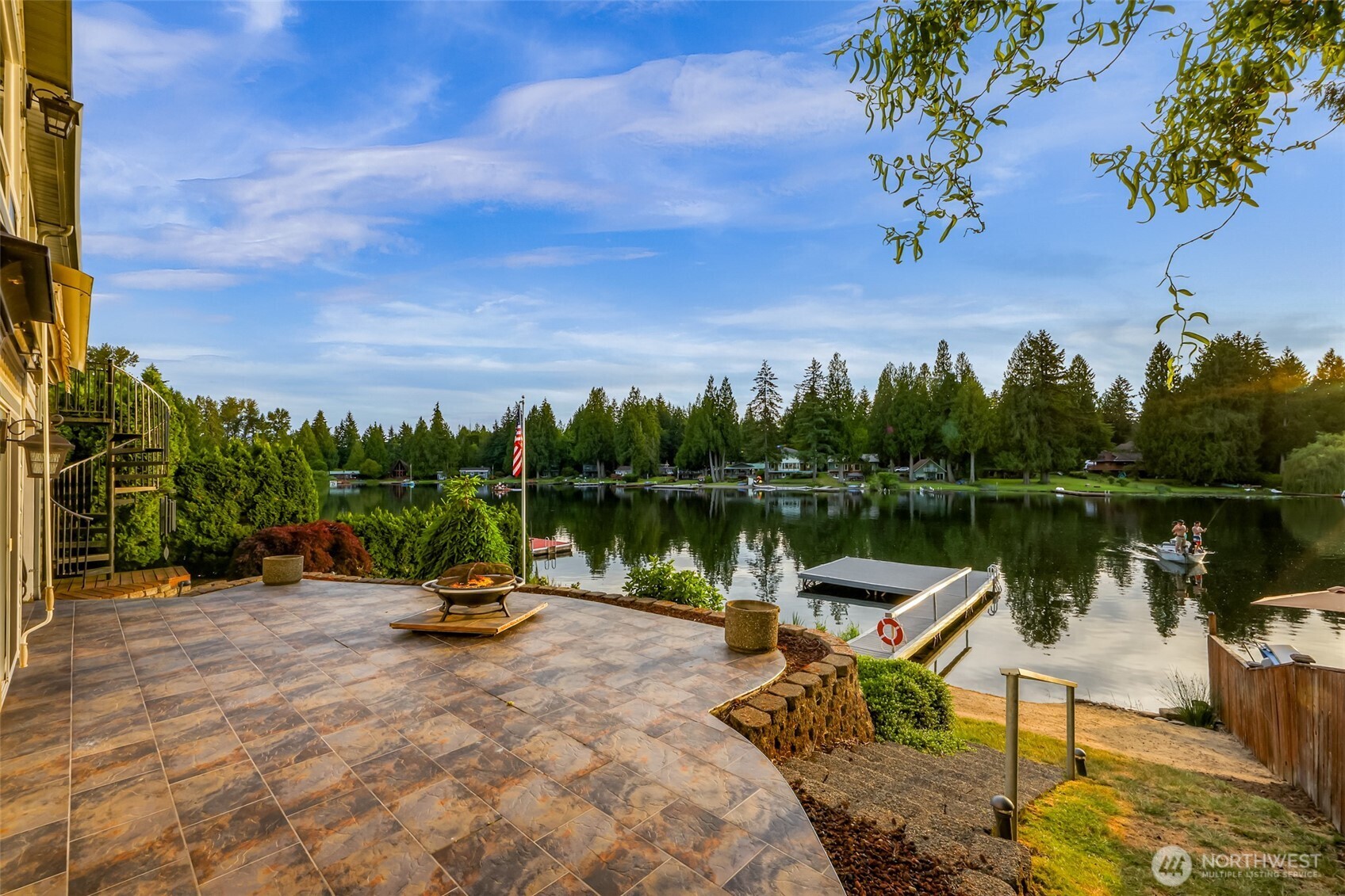 main property photo 31