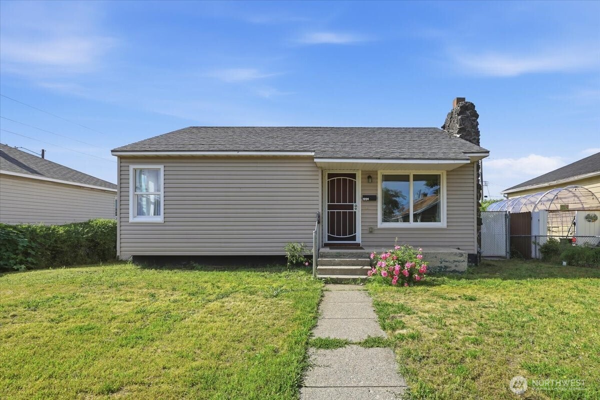 main property photo 0