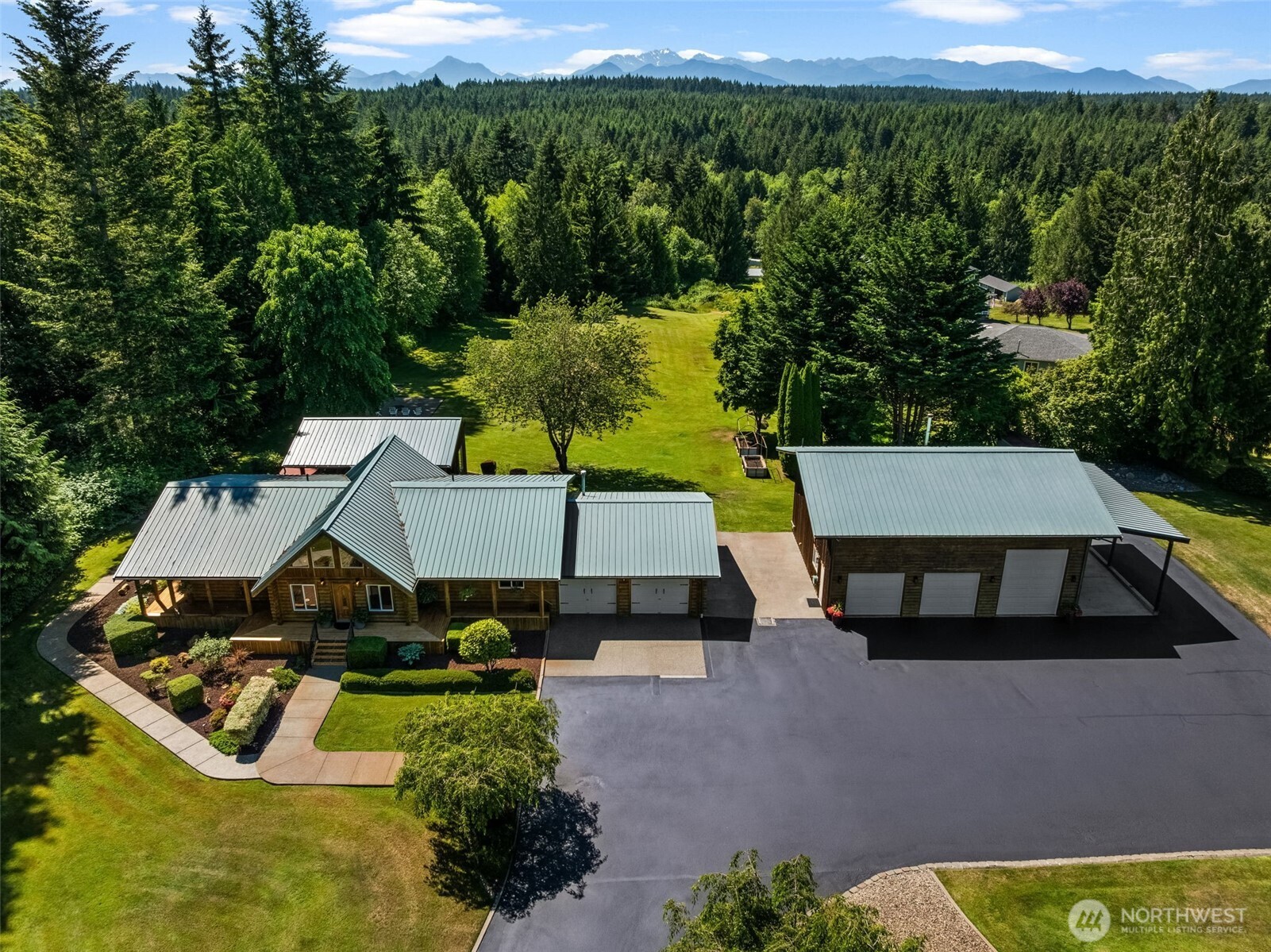 main property photo 0
