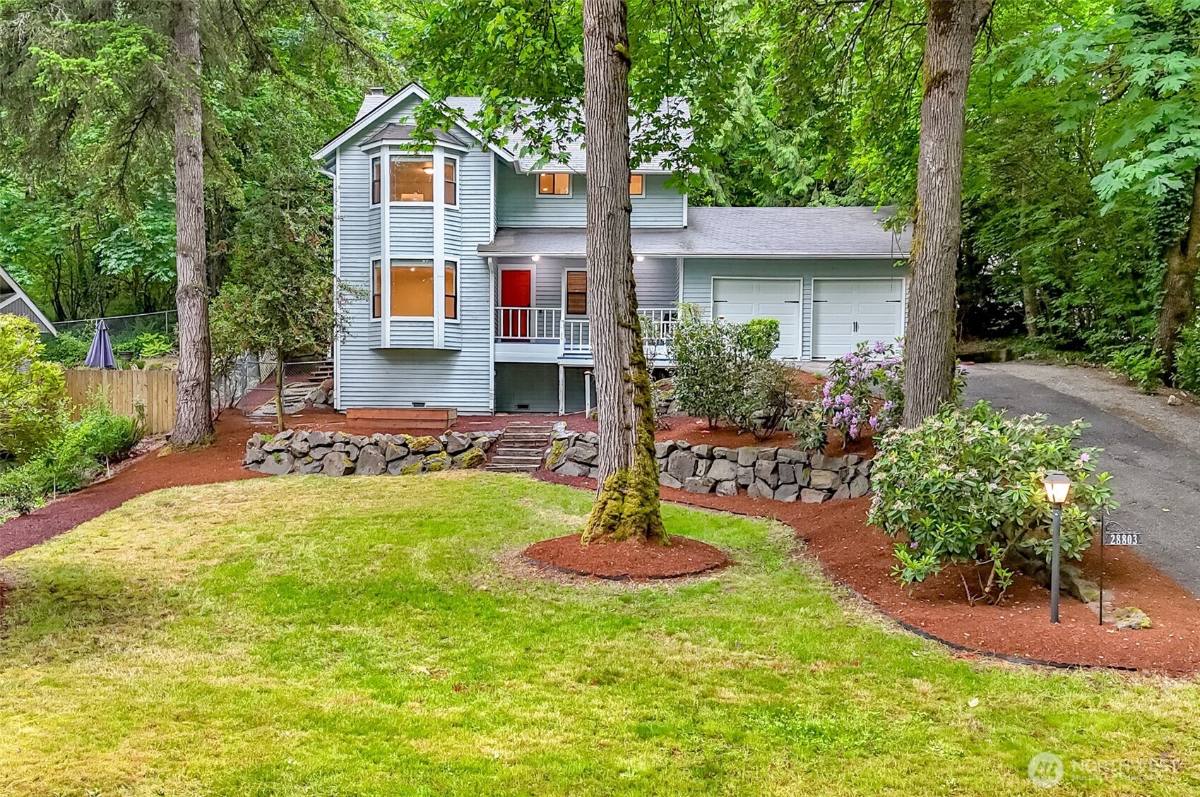 main property photo 0