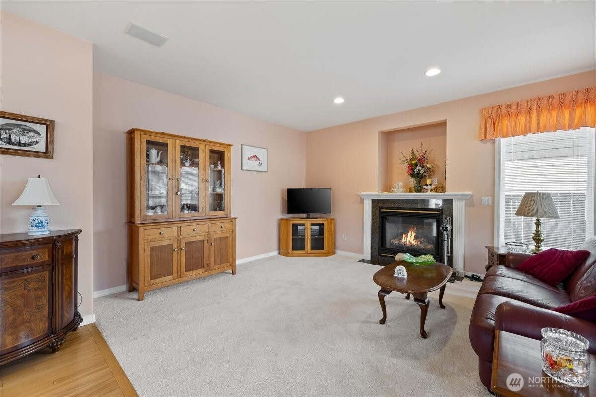 property viewer photo 11