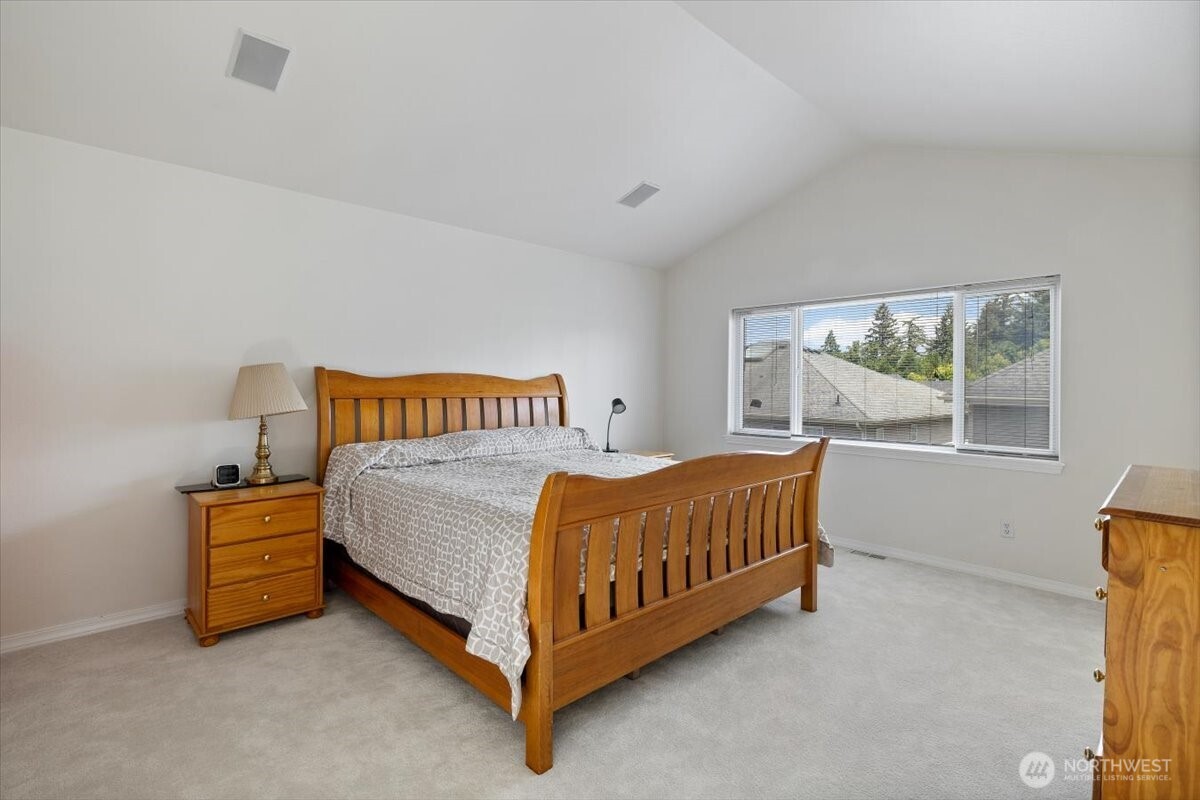 property viewer photo 16