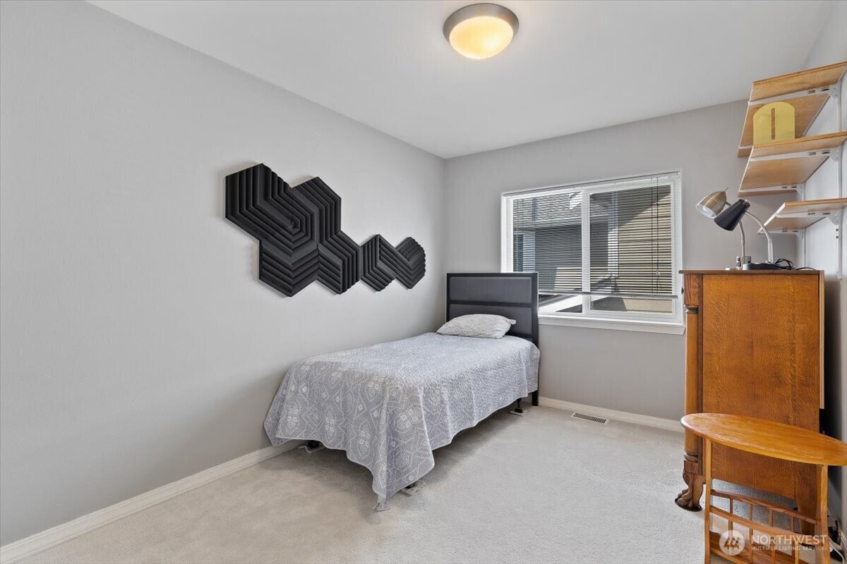 property viewer photo 24