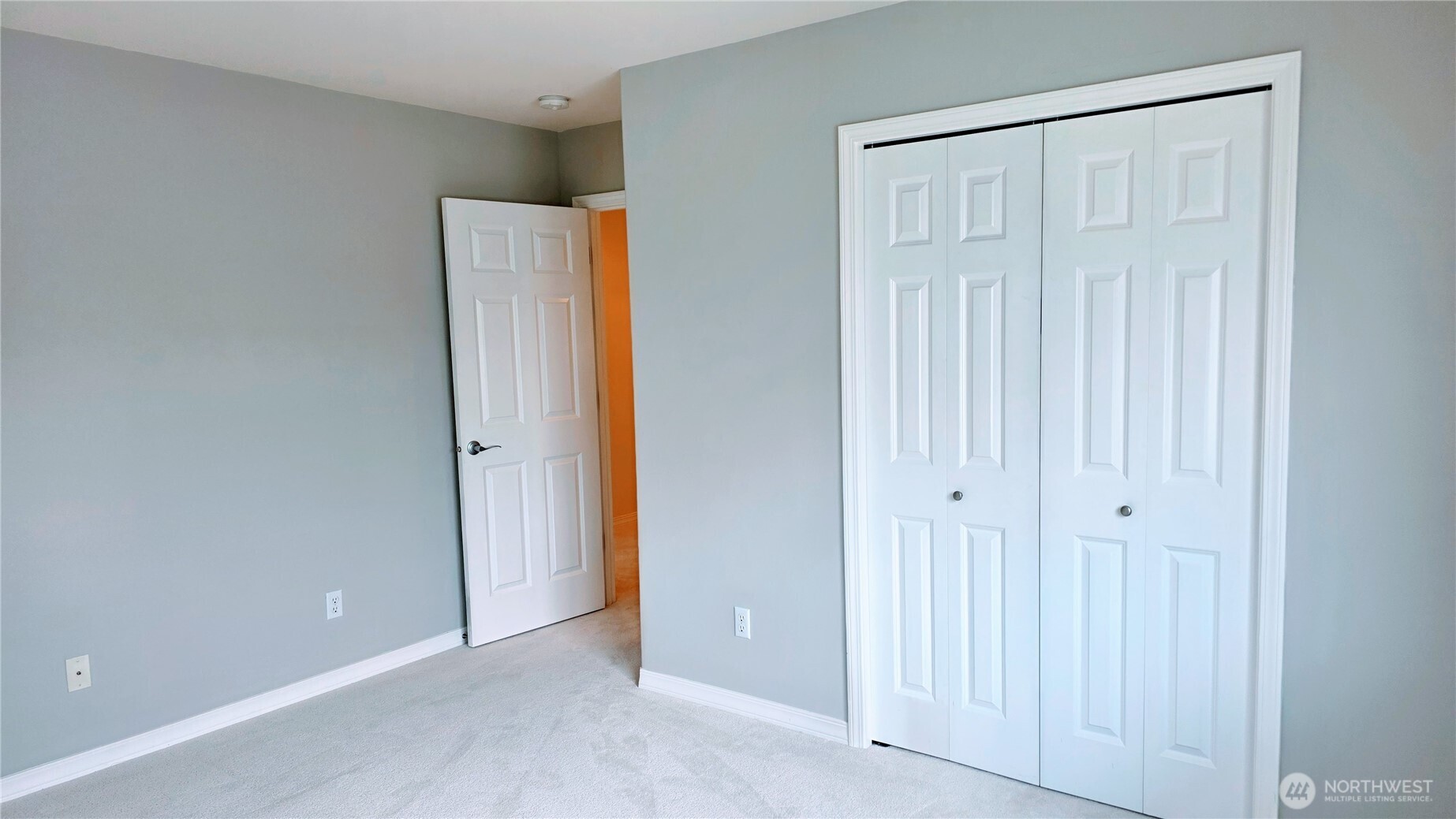 property viewer photo 26