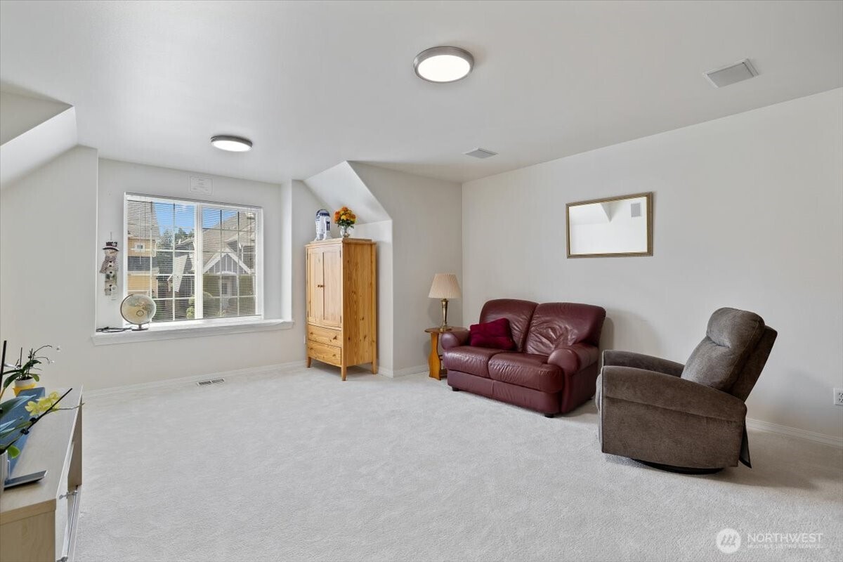 property viewer photo 28
