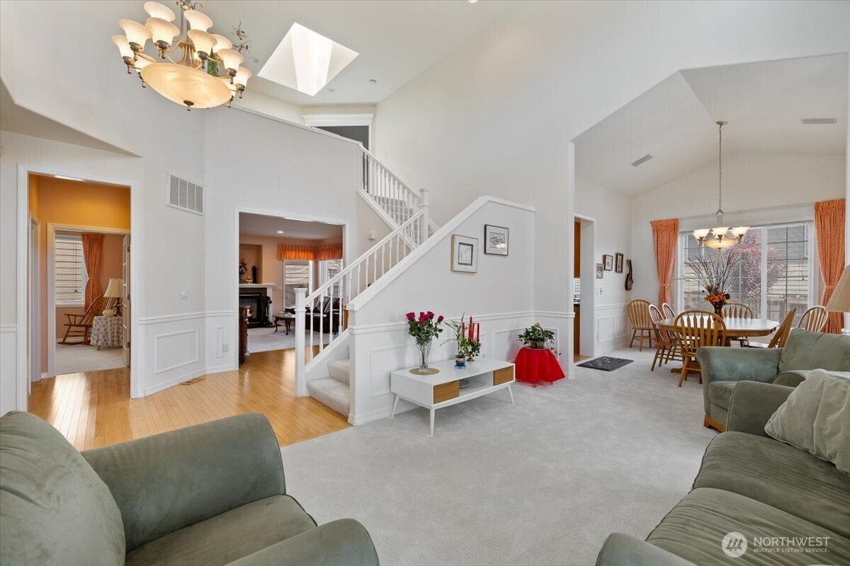 property viewer photo 3