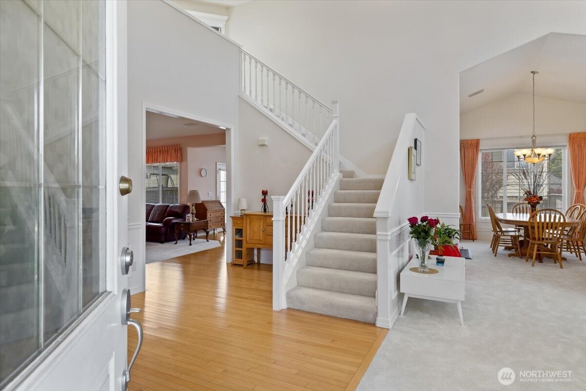 property viewer photo 4