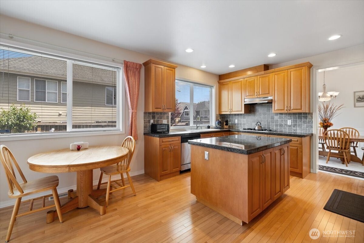 property viewer photo 9