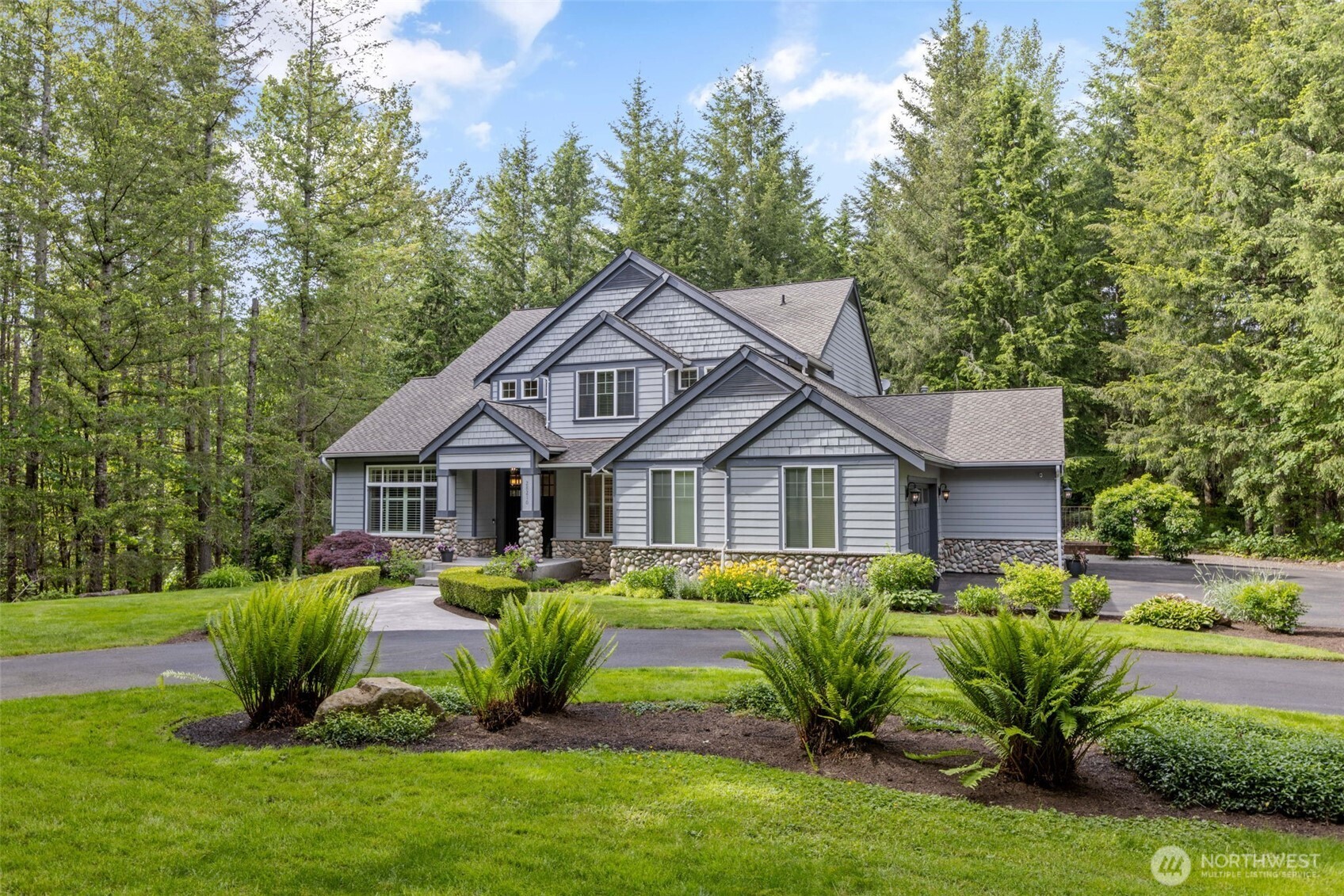 main property photo 0