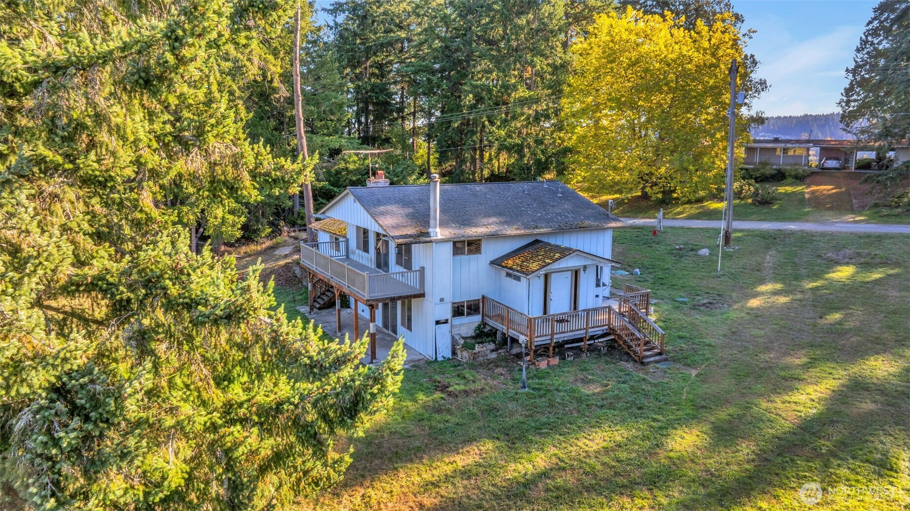 main property photo 33