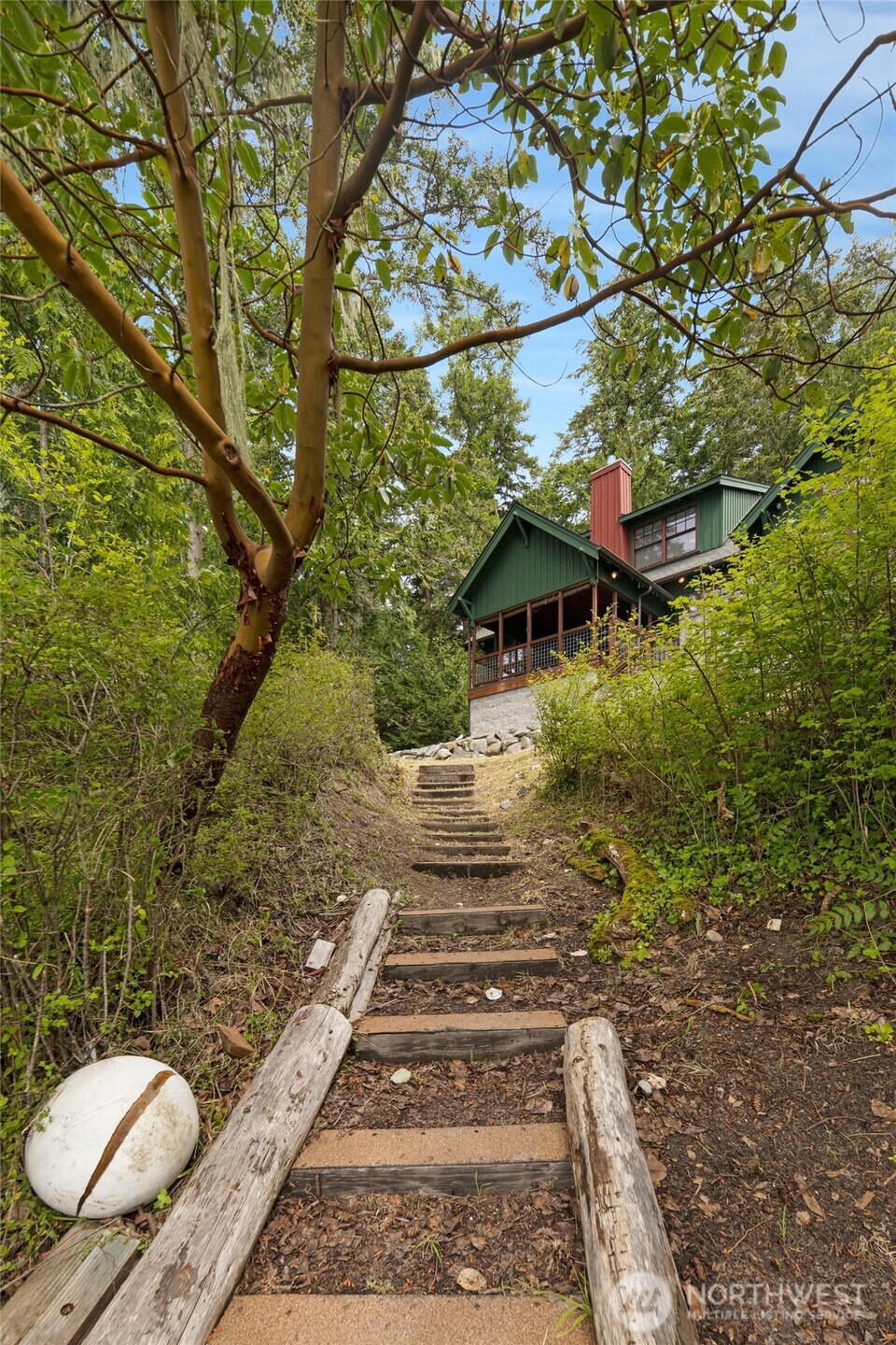 main property photo 25