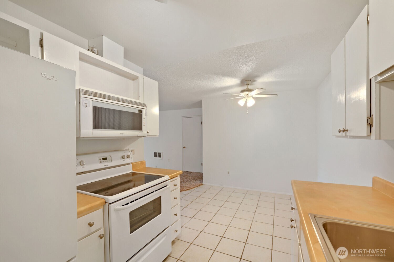 property viewer photo 6
