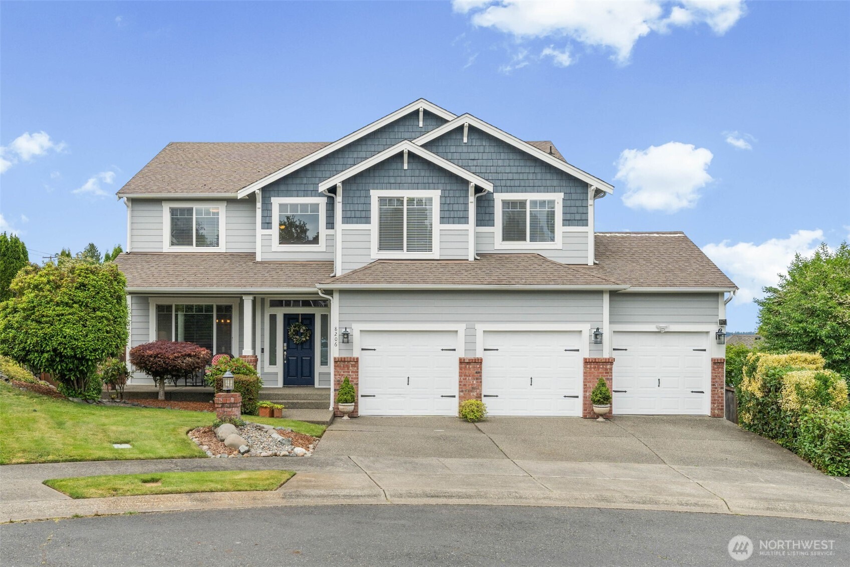 main property photo 0