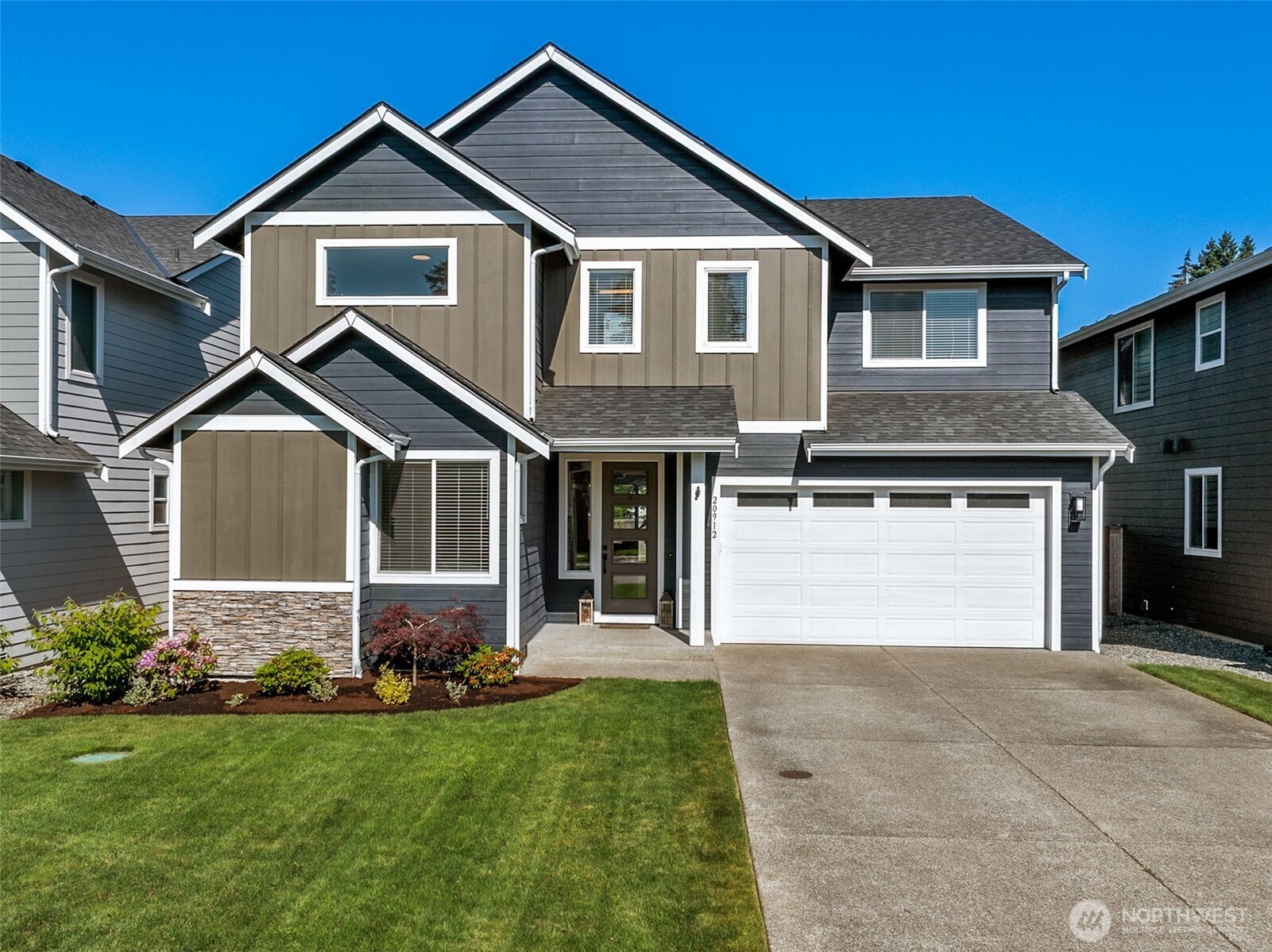 main property photo 0