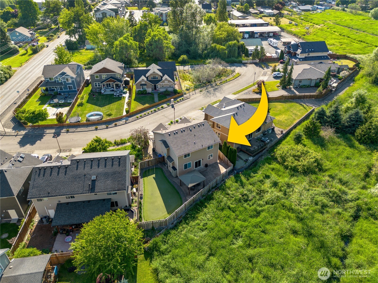 main property photo 38