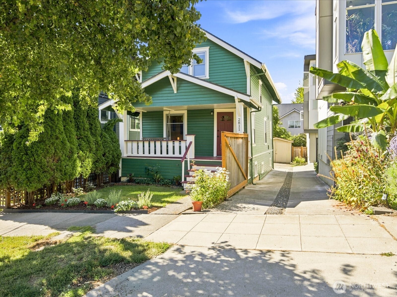 main property photo 32