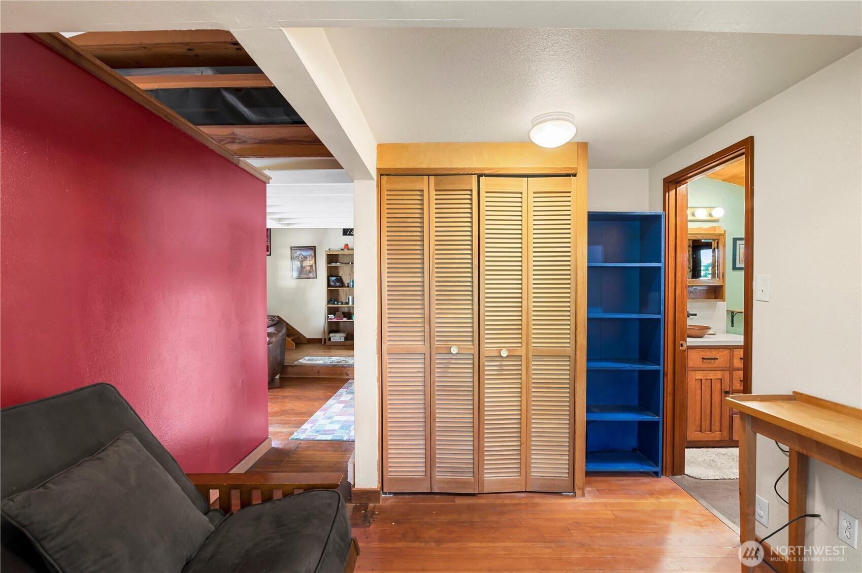 main property photo 17