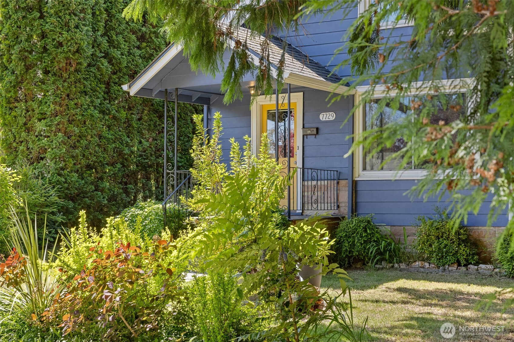 main property photo 33