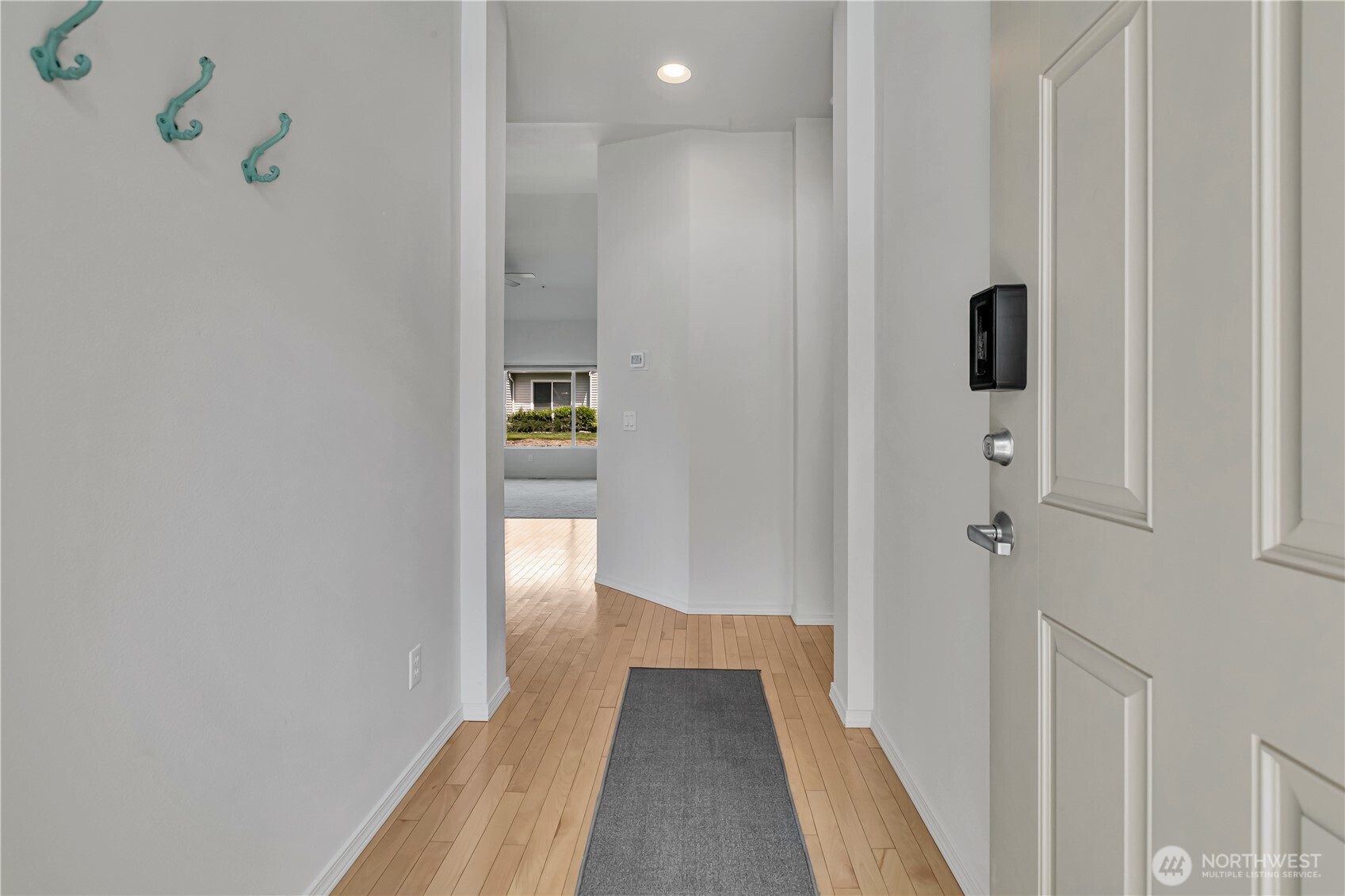 property viewer photo 3