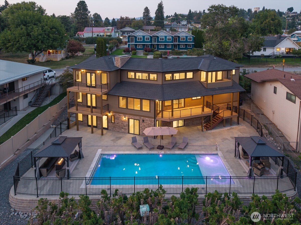 main property photo 0