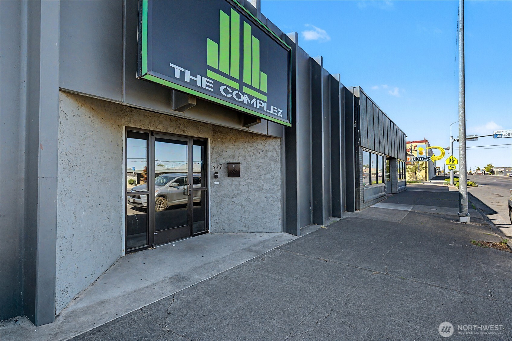 main property photo 3