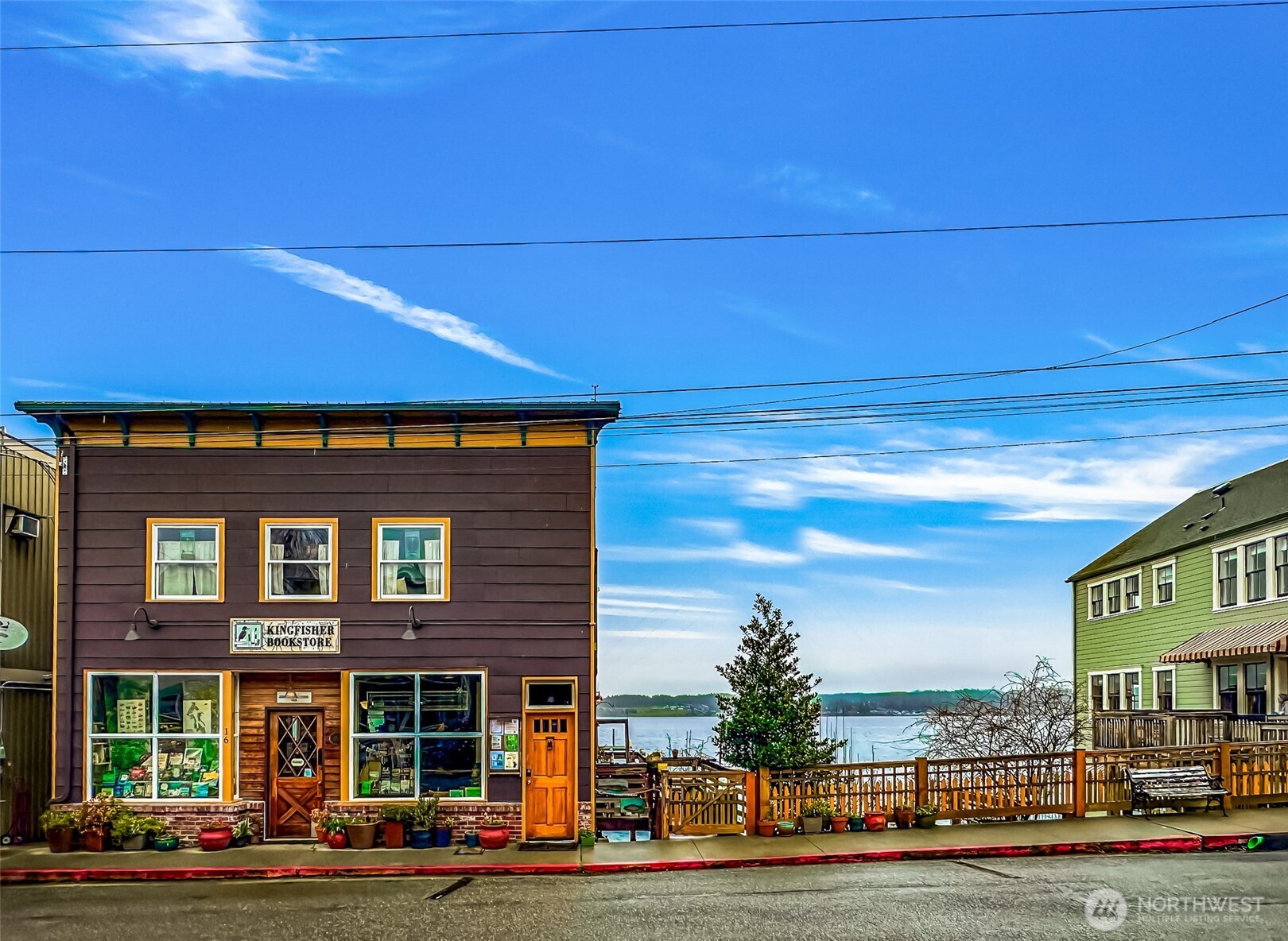 main property photo 30