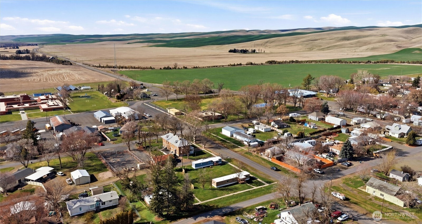 main property photo 19