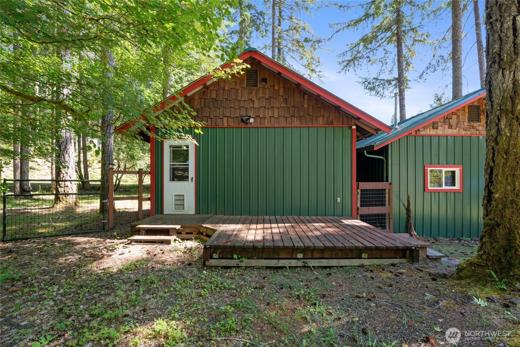 main property photo 21