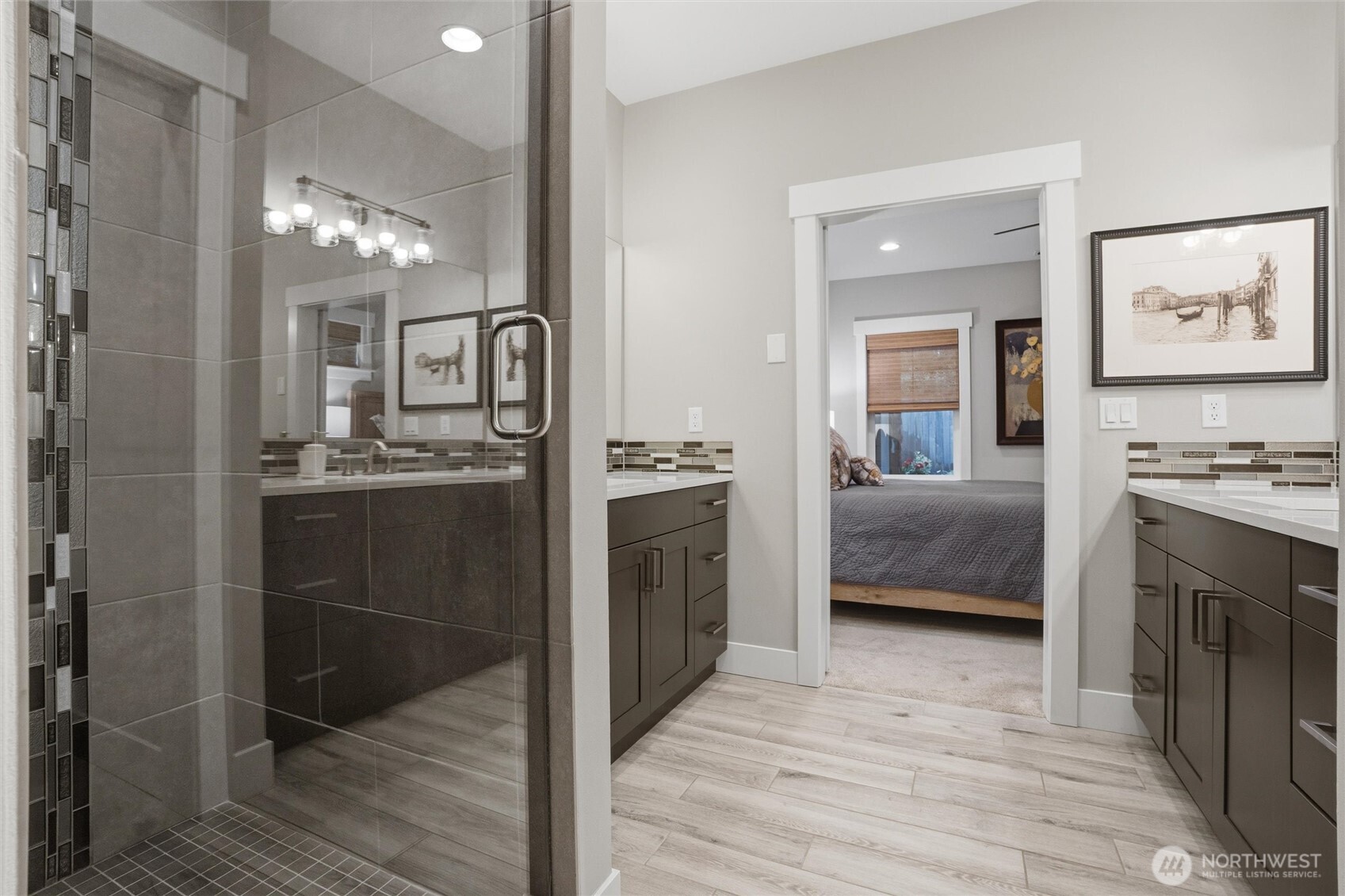 property viewer photo 13
