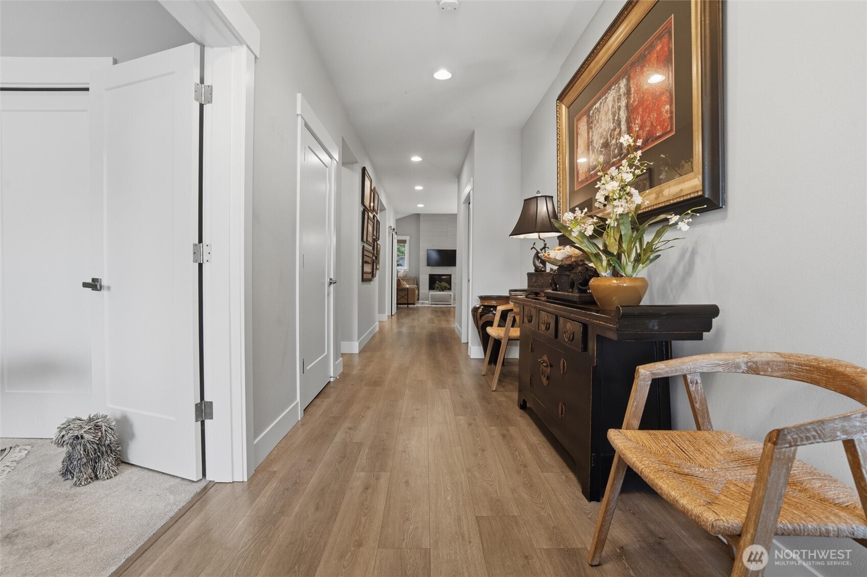 property viewer photo 2