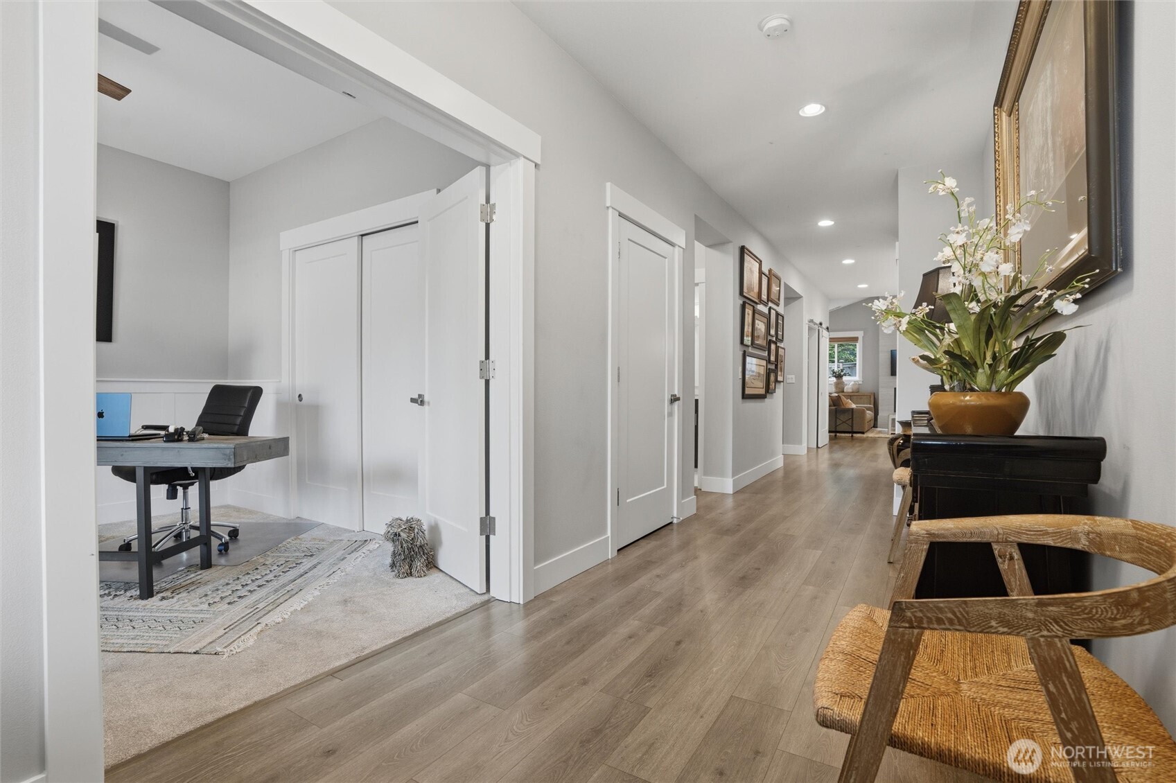 property viewer photo 3