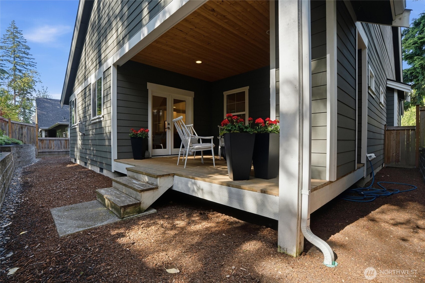 property viewer photo 30