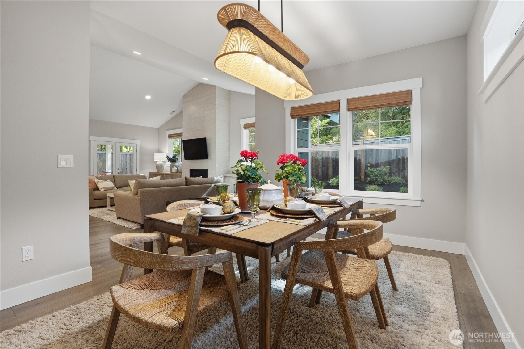 property viewer photo 32