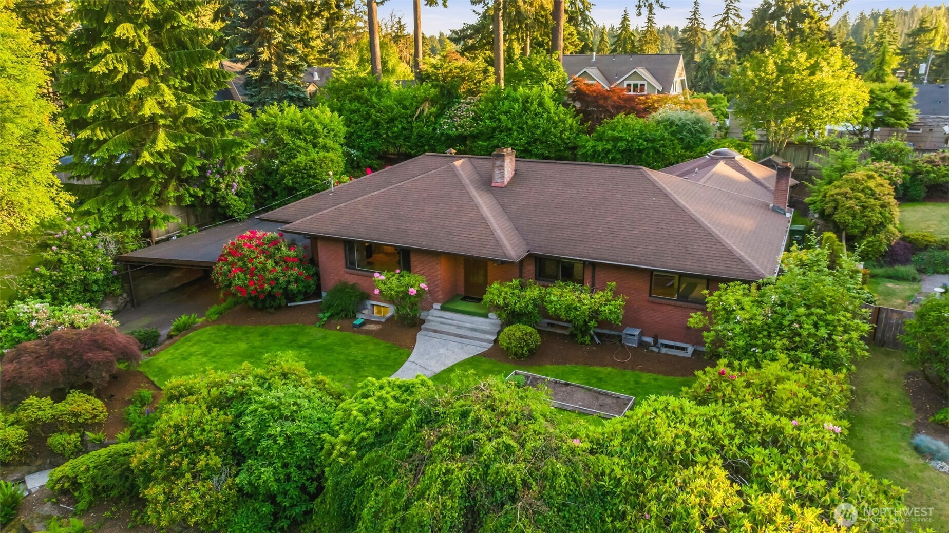 main property photo 0