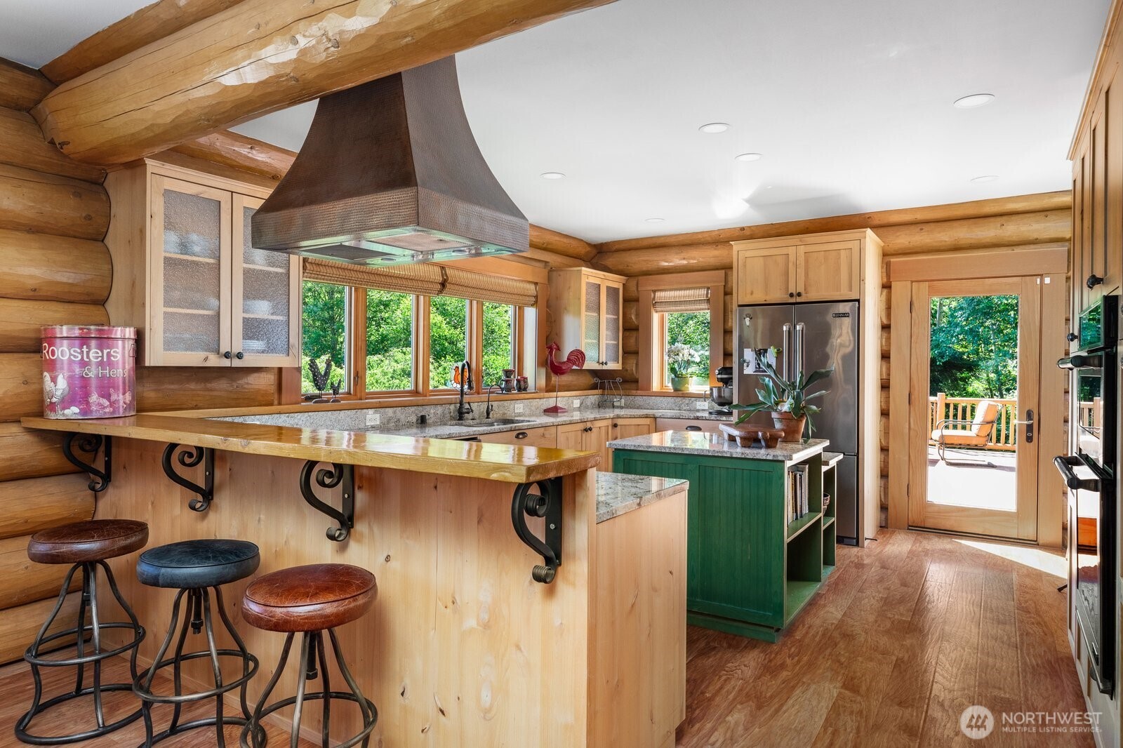 main property photo 10