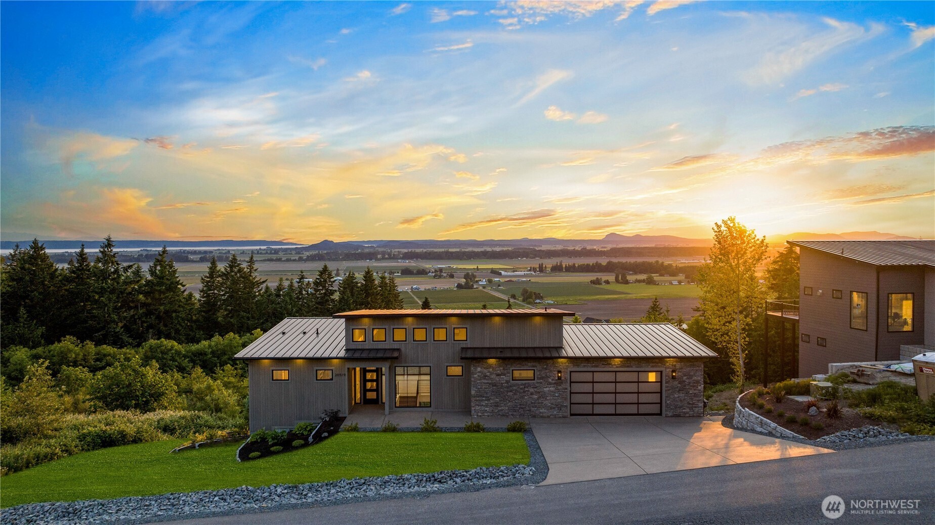 main property photo 0