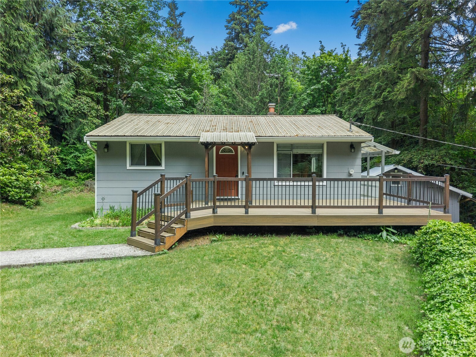 main property photo 0