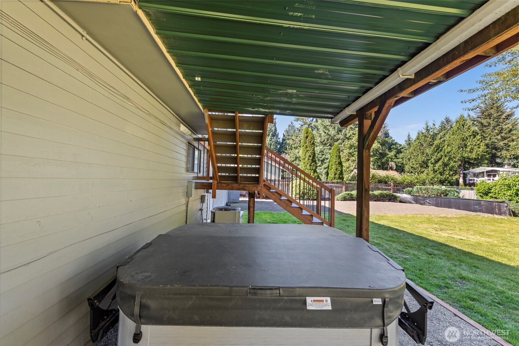 main property photo 27