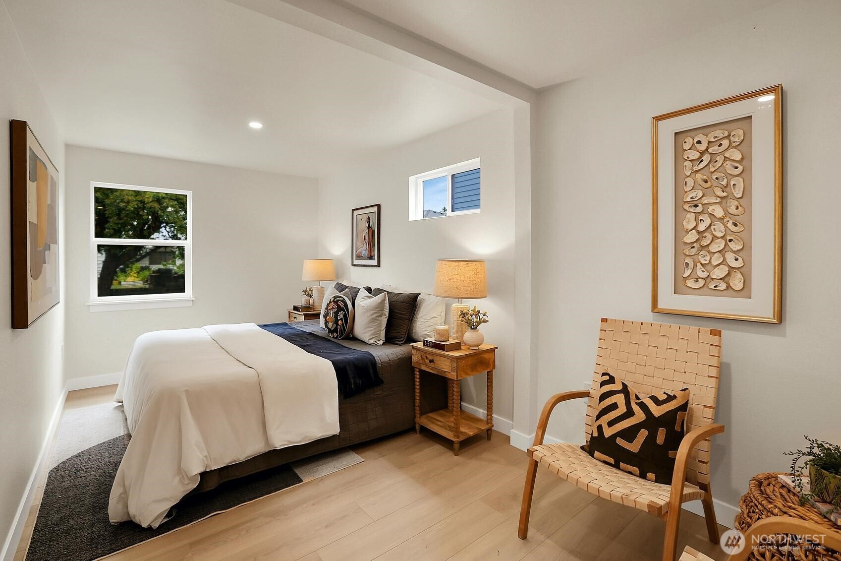 property viewer photo 12