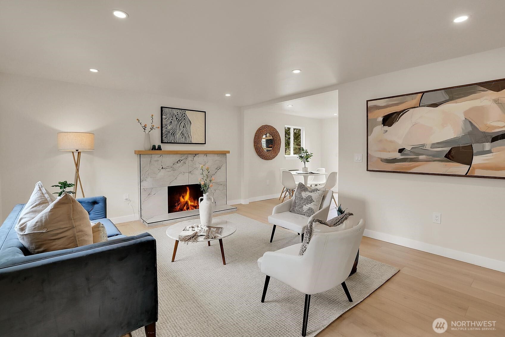 property viewer photo 3